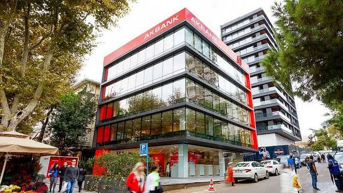 Akbank, Afet Bölgesinde Sosyal ve Ekonomik Kalkınmaya Hizmet Ediyor