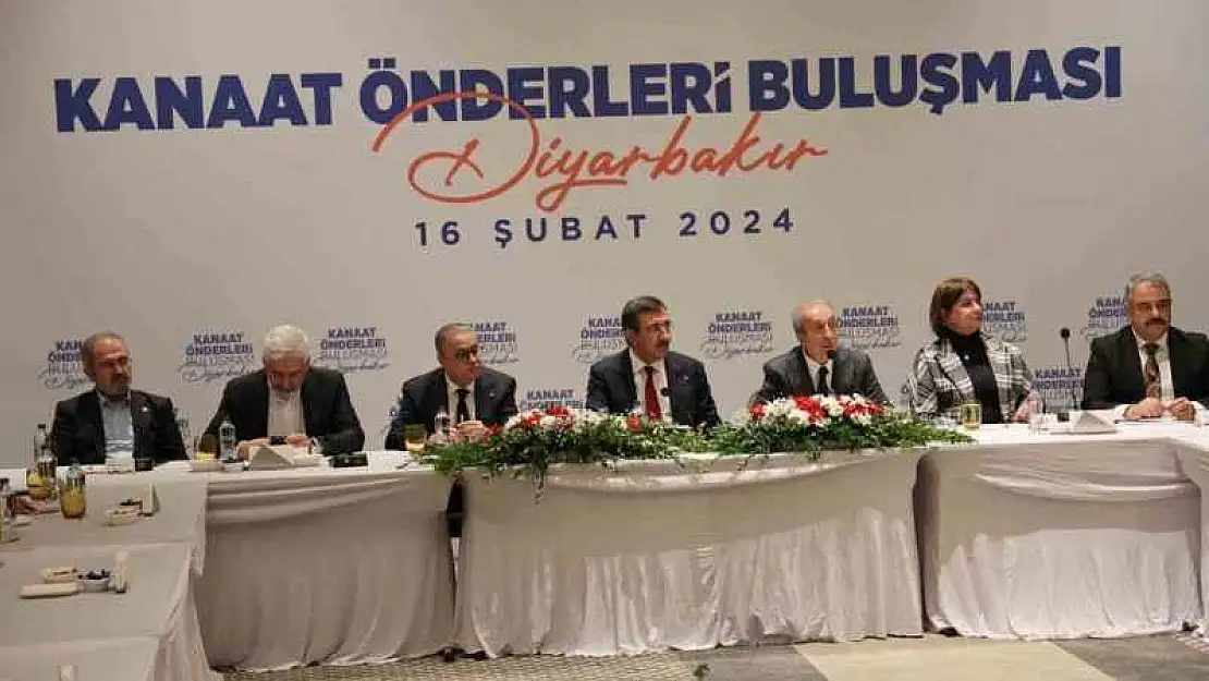 Cumhurbaşkanı Yardımcısı Yılmaz: 'Özelikle bu yılın ortasında enflasyonda belirli düşüşleri hep birlikte göreceğiz'