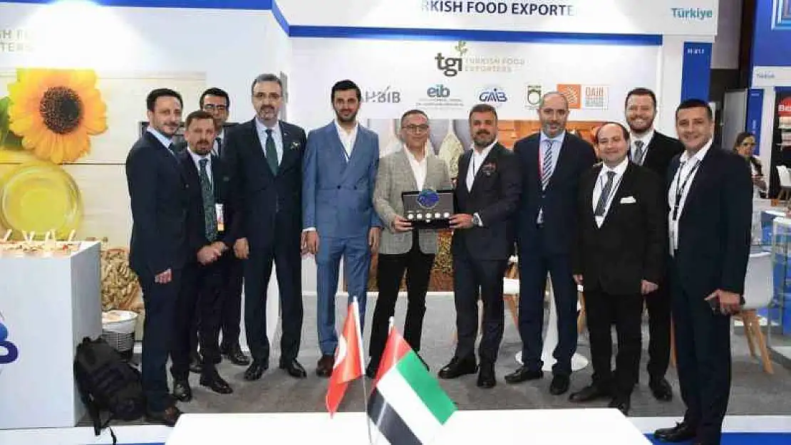 Vali Çeber, Dubai Gulfood 2024 Uluslararası Gıda Fuarını değerlendirdi