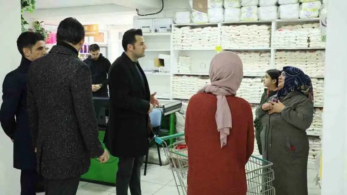 Yenişehir'de 12 bin vatandaşa 4 bin TL market yardımı