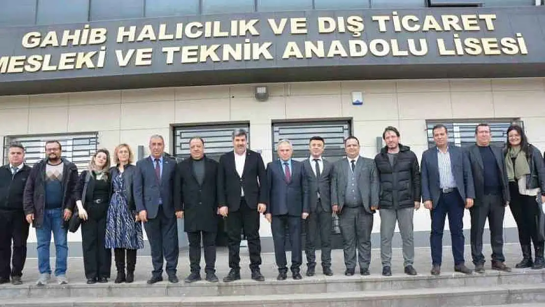 Hem eğitim, hem üretim