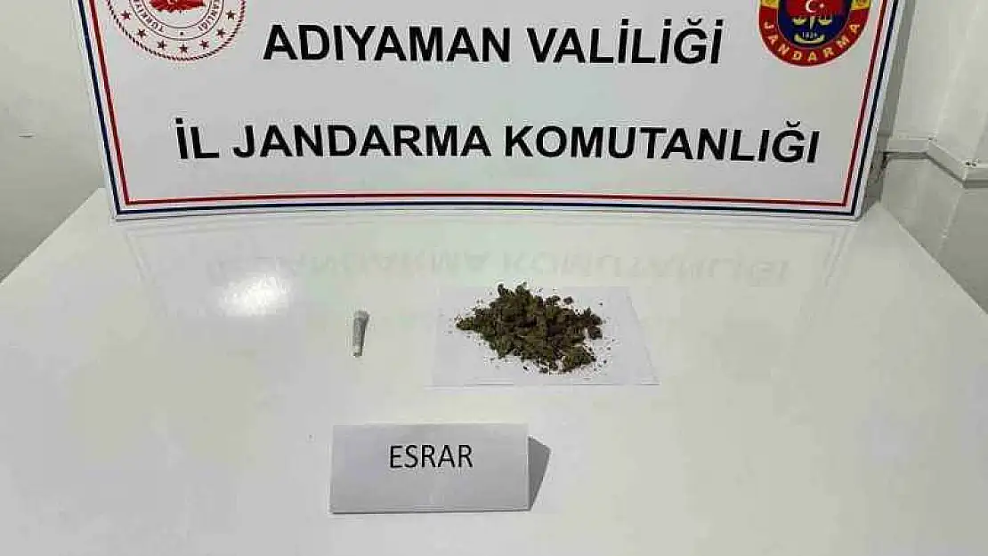 Araçta uyuşturucu madde ele geçirildi