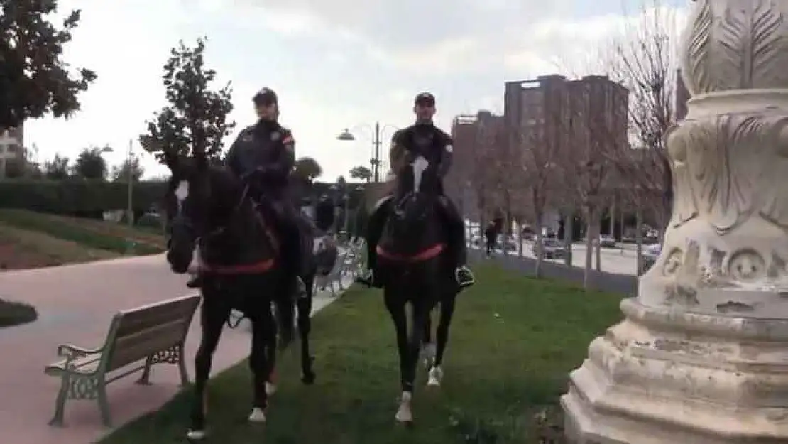 Atlı polisler Gaziantep'te göreve başladı