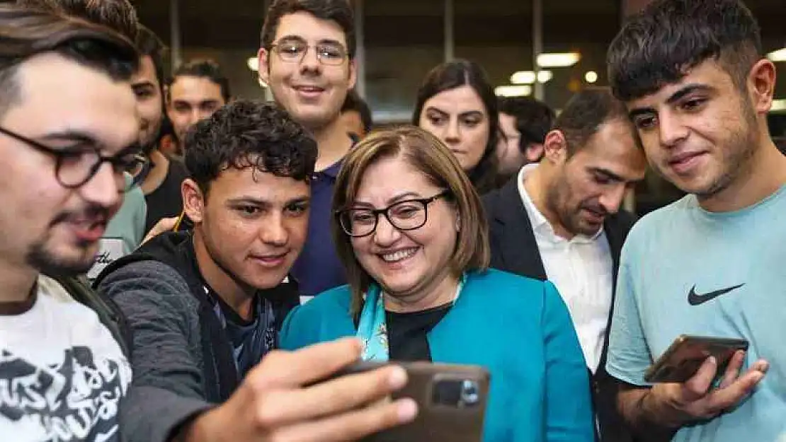 Gaziantep'te öğrencilere ulaşım desteği sürüyor