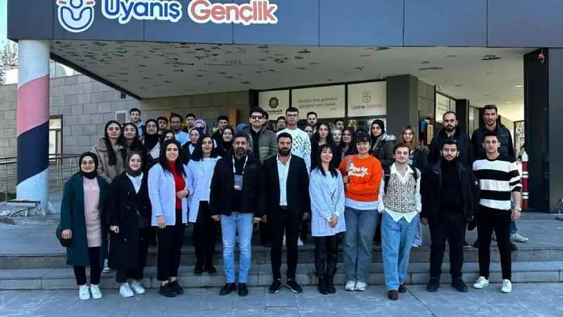 Üniversite öğrencileri Ali Emiri Bilgi Evinde ağırlandı