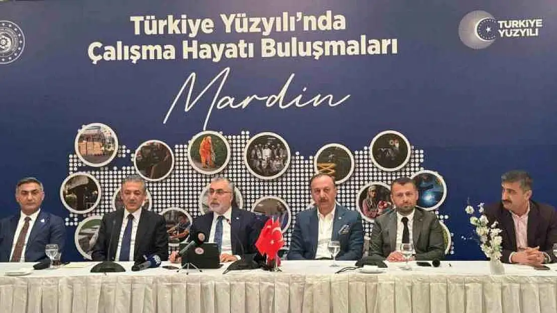 Bakan Işıkhan: 'Tüm öncü göstergeler, son 22 yılın en düşük işsizlik oranının ortaya çıkacağını gösteriyor'