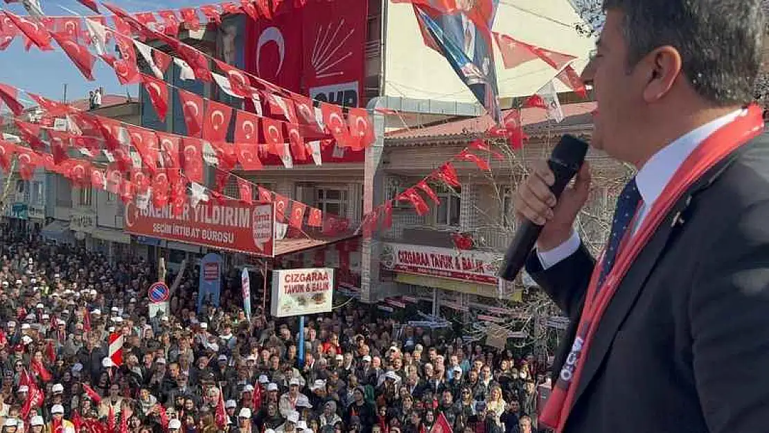 CHP Gölbaşı Seçim İrtibat Bürosu miting havasında açıldı