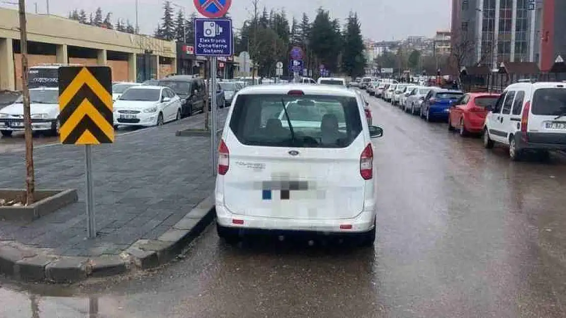 Gaziantep'te bin 513 araç trafikten men edildi