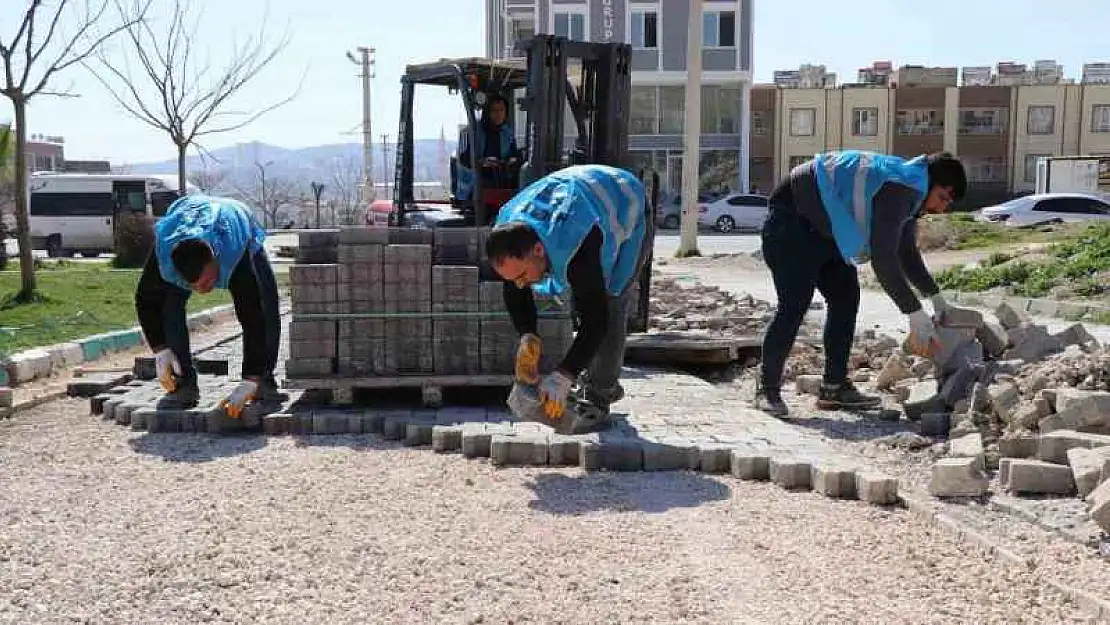 Haliliye'de 5 mahallede hummalı üstyapı çalışması