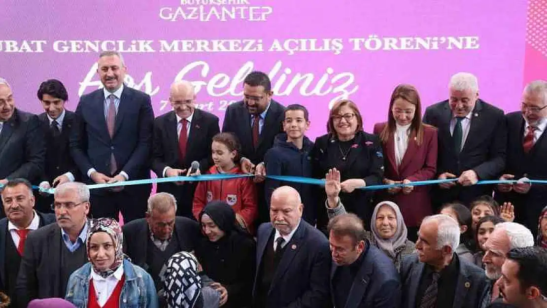 Bakan Şimşek'in katılımıyla 6 Şubat Gençlik Merkezi hizmete açıldı