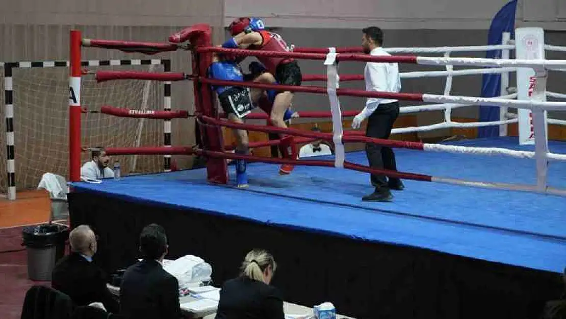 Muay Thai Şampiyonası 23 ilden 300 sporcunun katılımıyla Şanlıurfa'da başladı