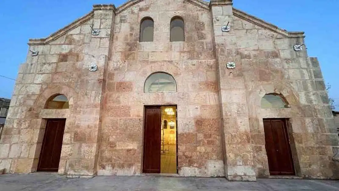 Nizip Fevkani Camii ilk teravih namazında ibadete açılıyor