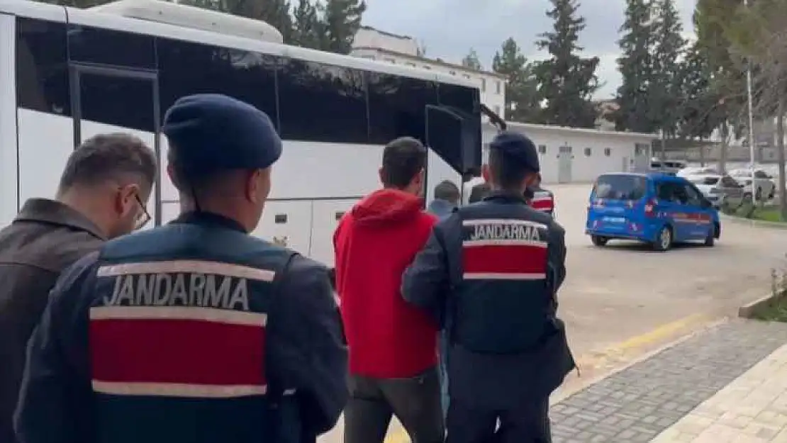 Gaziantep'te dolandırıcılık çetesine sibergöz operasyonu: 9 gözaltı