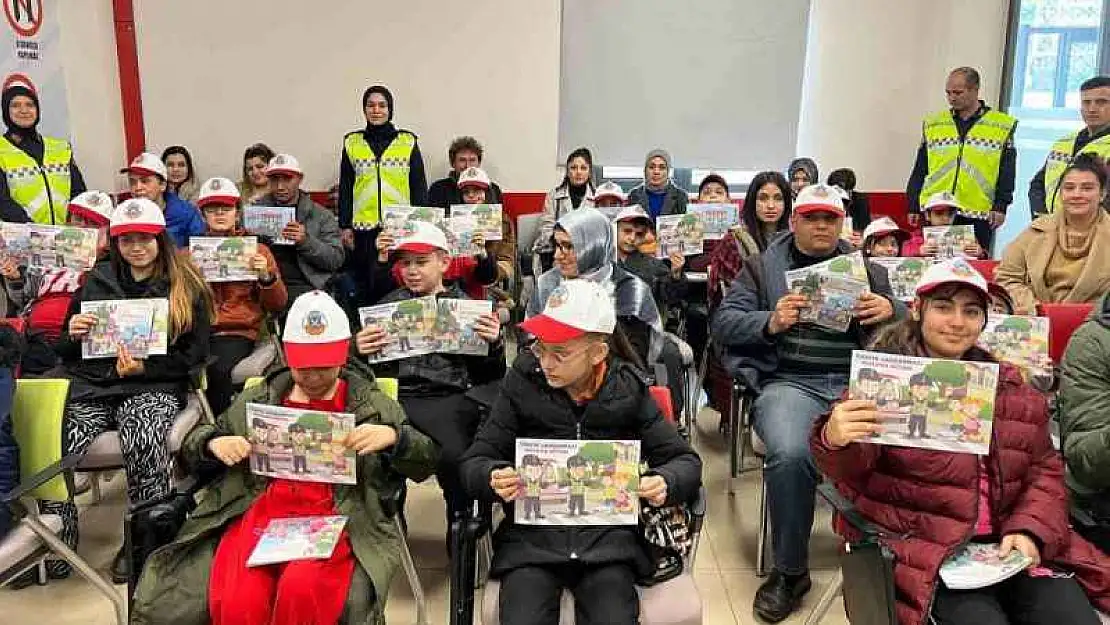 Jandarmadan özel çocuklara trafik eğitimi