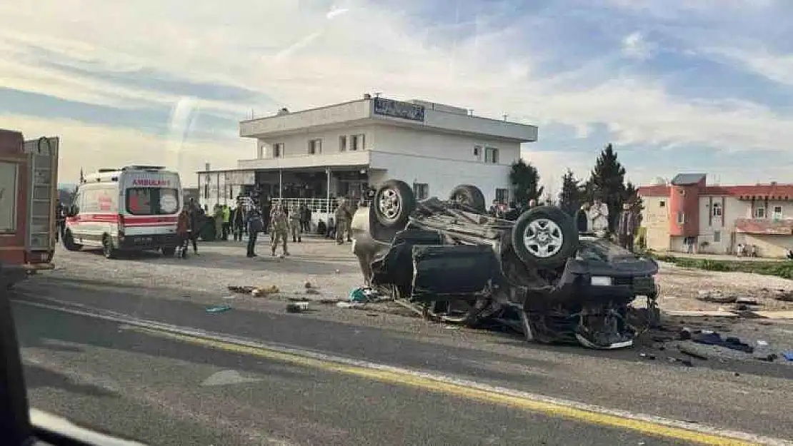 Şırnak'ta polis ekibi kaza yaptı: 1 şehit, 2 yaralı