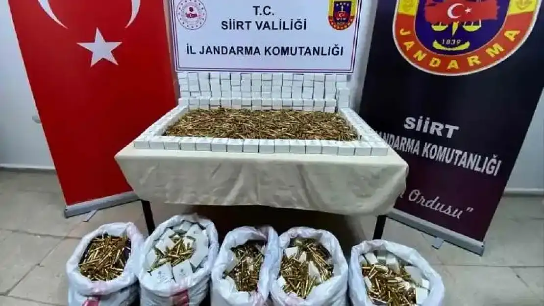 Siirt'te bir araçta 15 bin mermi ele geçirildi: 5 tutuklama