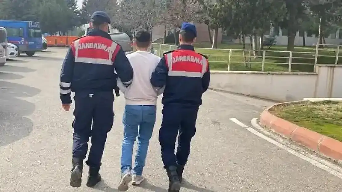 Silahlı yağma suçundan 19 yıl cezası bulunan firari yakalandı