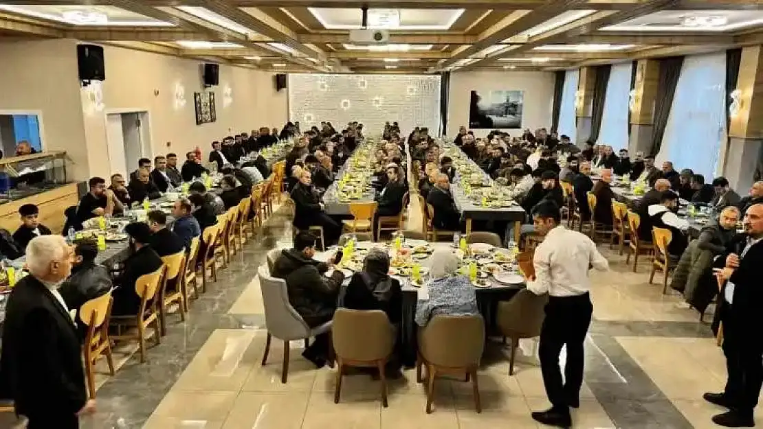 AK Partili Ataman, hemşerilerini iftar sofrasında ağırladı