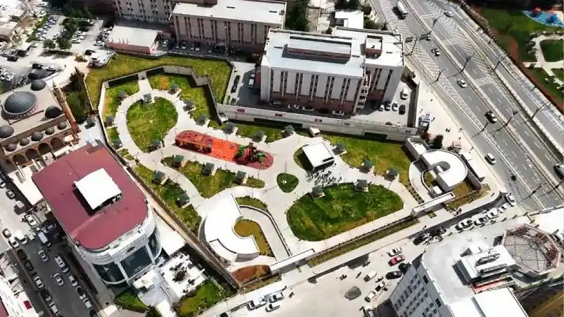 Artuklu'ya kazandırılan 'Valilik Parkı' hizmete açıldı