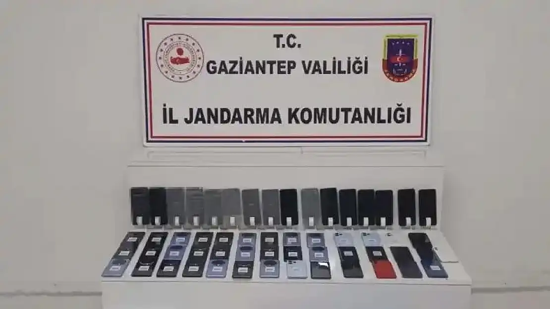 Gaziantep'te 2 milyon TL değerinde kaçak telefon ele geçirildi