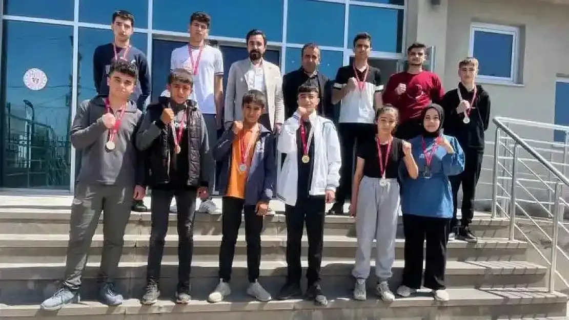 Bismilli sporcular 7 altın, 3 gümüş madalya kazandı