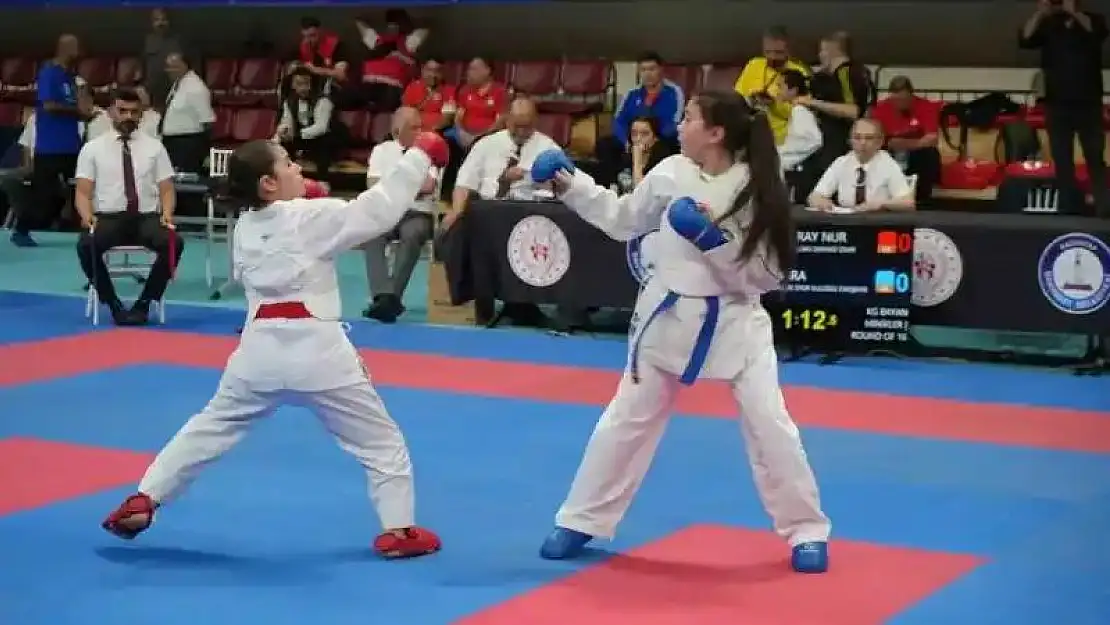 Türkiye Minikler Karate Şampiyonası Gaziantep'te başladı