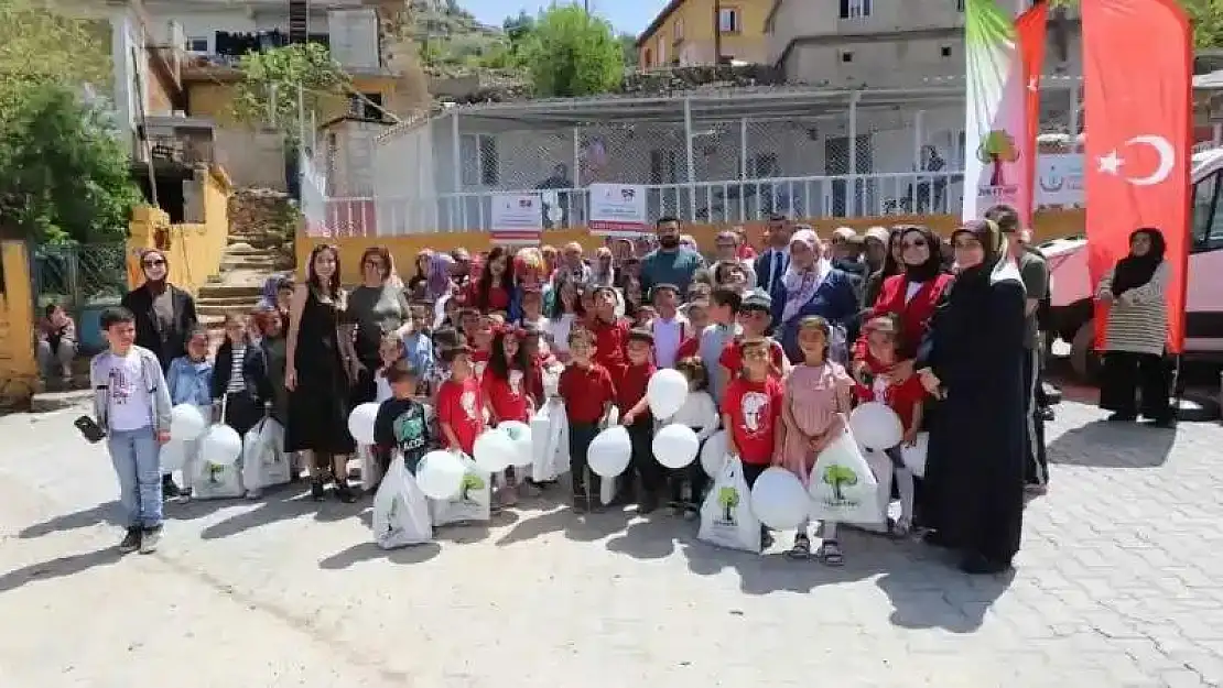 Bayramın coşkusu, Şehitkamil'in en ücra noktasına kadar taşındı