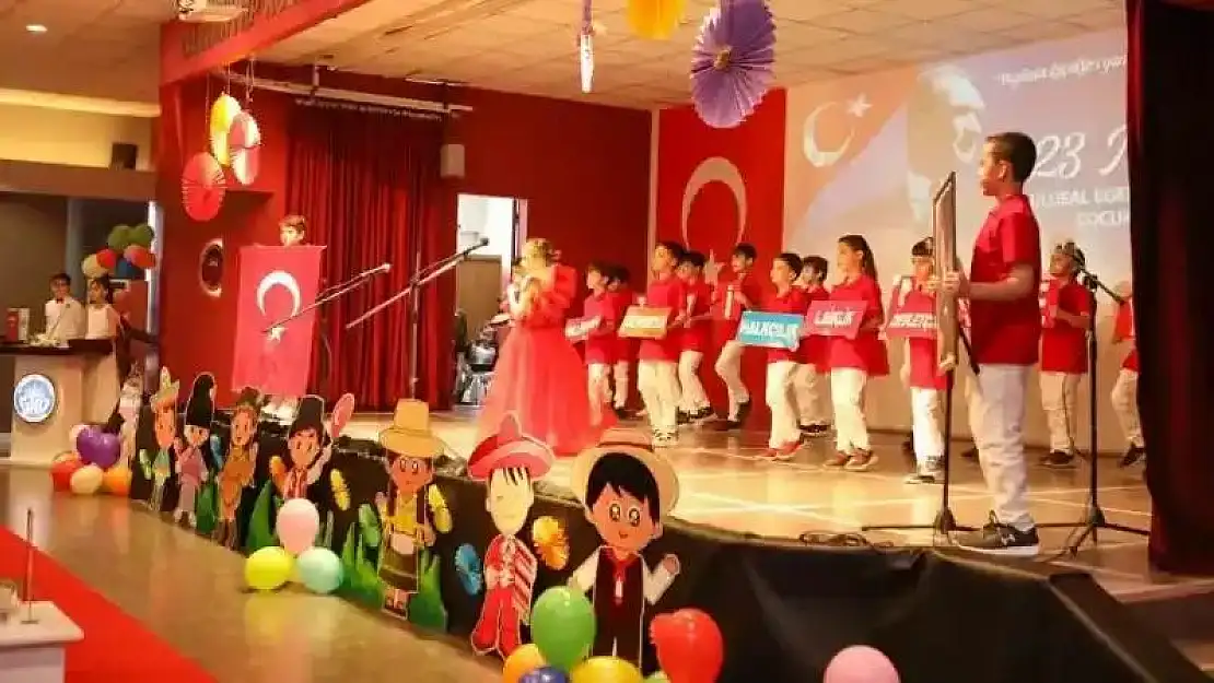 Gaziantep Kolej Vakfı'nda 23 Nisan coşkusu