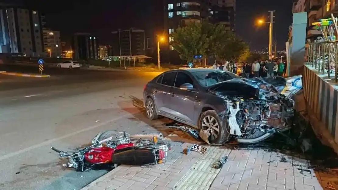 Otomobil ile motosiklet çarpıştı: 1 yaralı