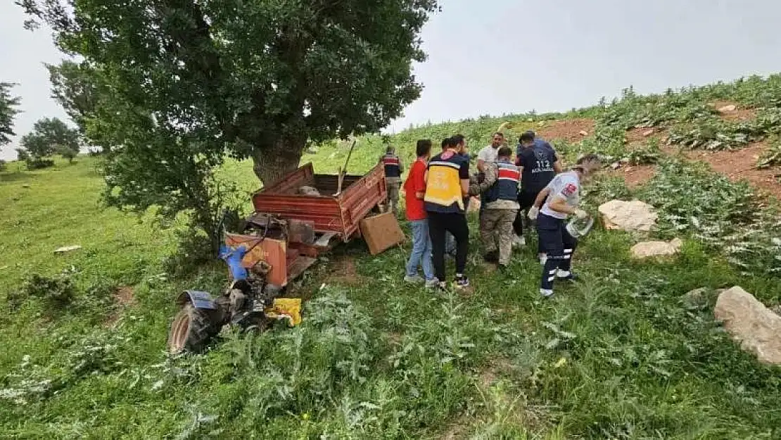 Siirt'te tarım aracı devrildi: 1 yaralı