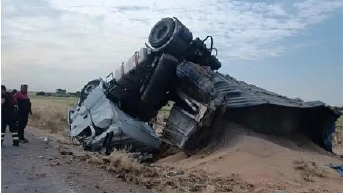 Mardin'de tır devrildi: 1 yaralı
