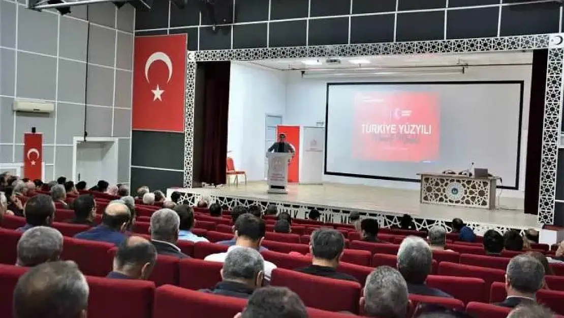 Malatya'da, 'Türkiye Yüzyılı Maarif Modeli' müfredatı hakkında bilgilendirme toplantısı
