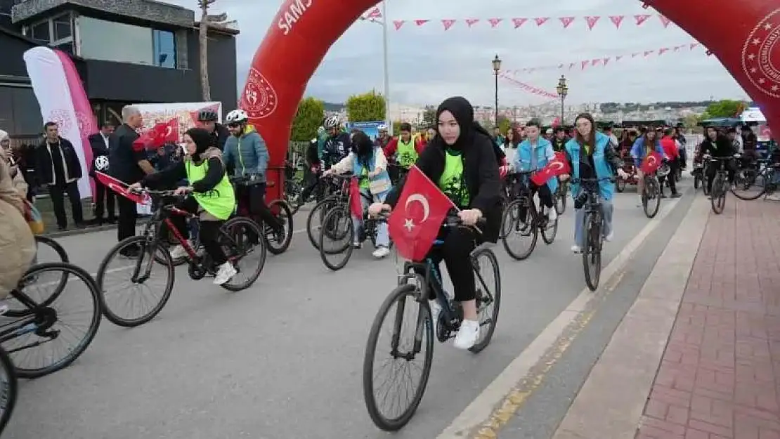 Samsun'da 19 Mayıs Bisiklet Turu