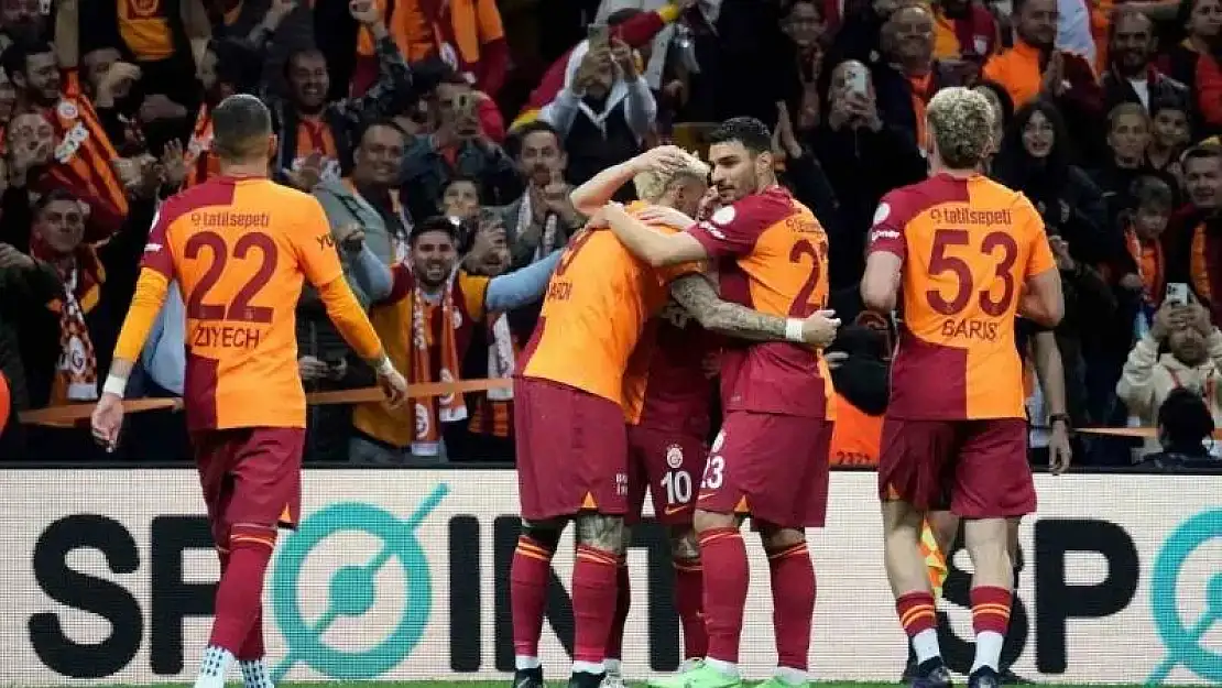 Galatasaray'da hedef derbi galibiyetiyle şampiyonluk