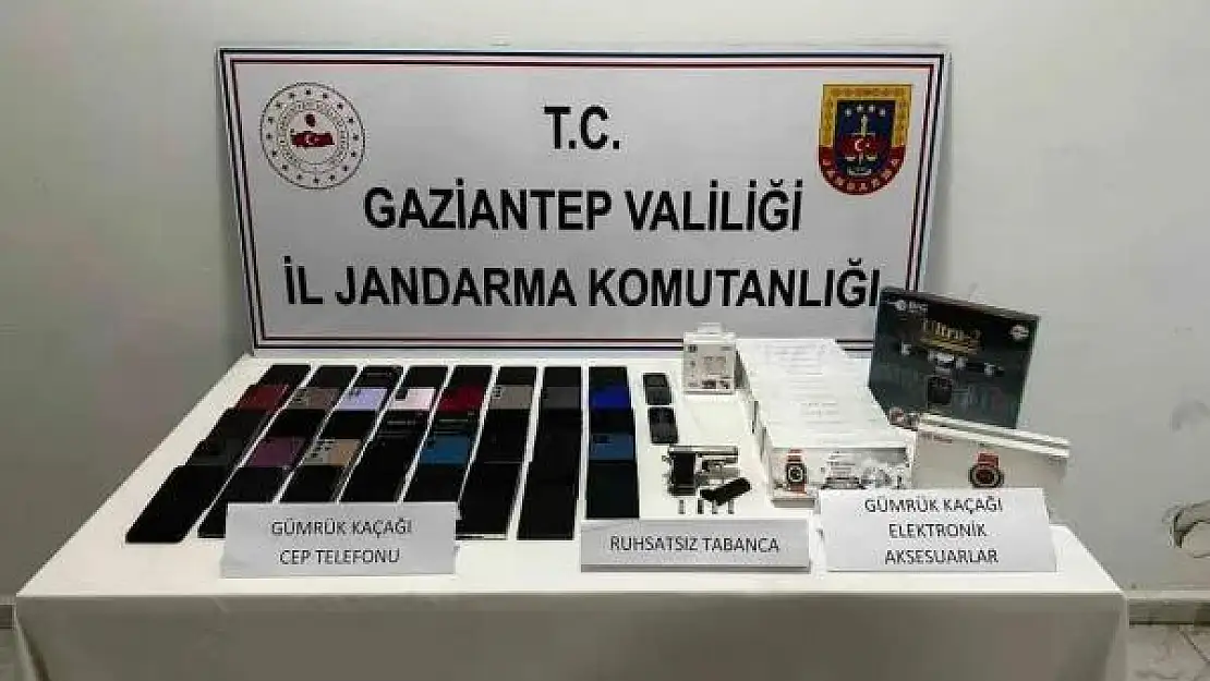 Gaziantep'te 2 milyon TL değerinde kaçak telefon ele geçirildi
