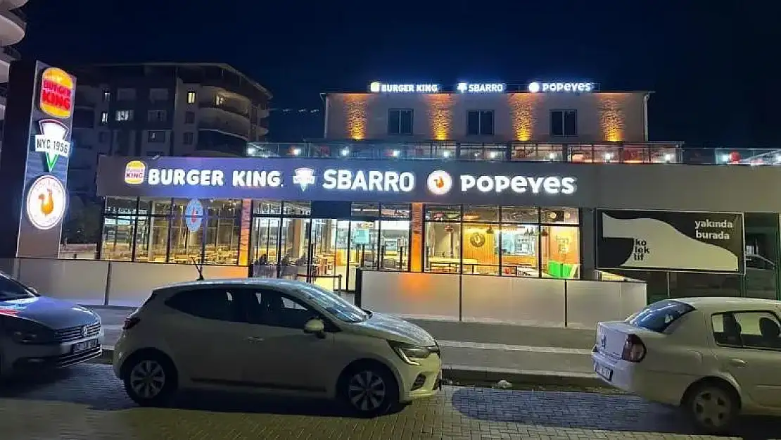 Burger Kıng Sbarro ve Popeyesin Adıyaman şubesi açıldı