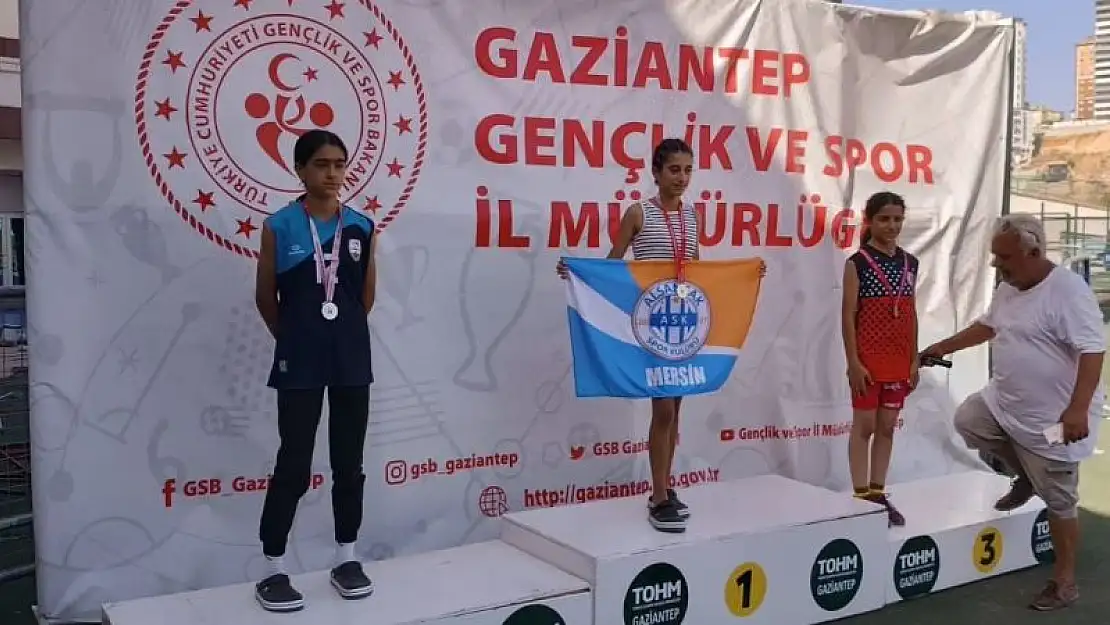 Besnili sporcu yürüyüşte bölge ikincisi oldu