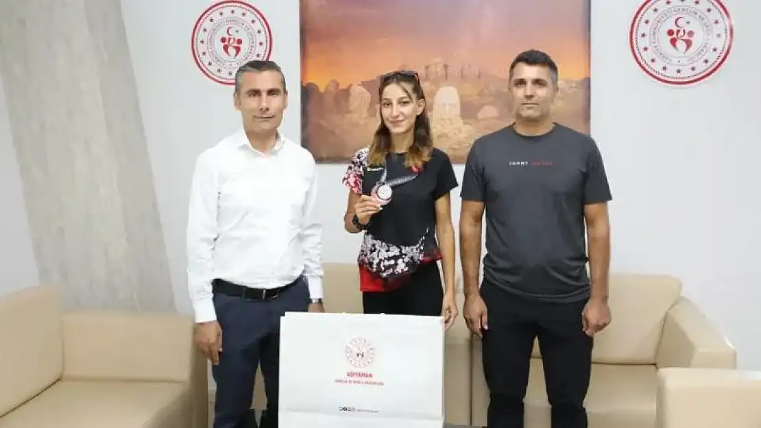 Adıyamanlı depremzede Sporcu Atletizmde Türkiye İkincisi Oldu