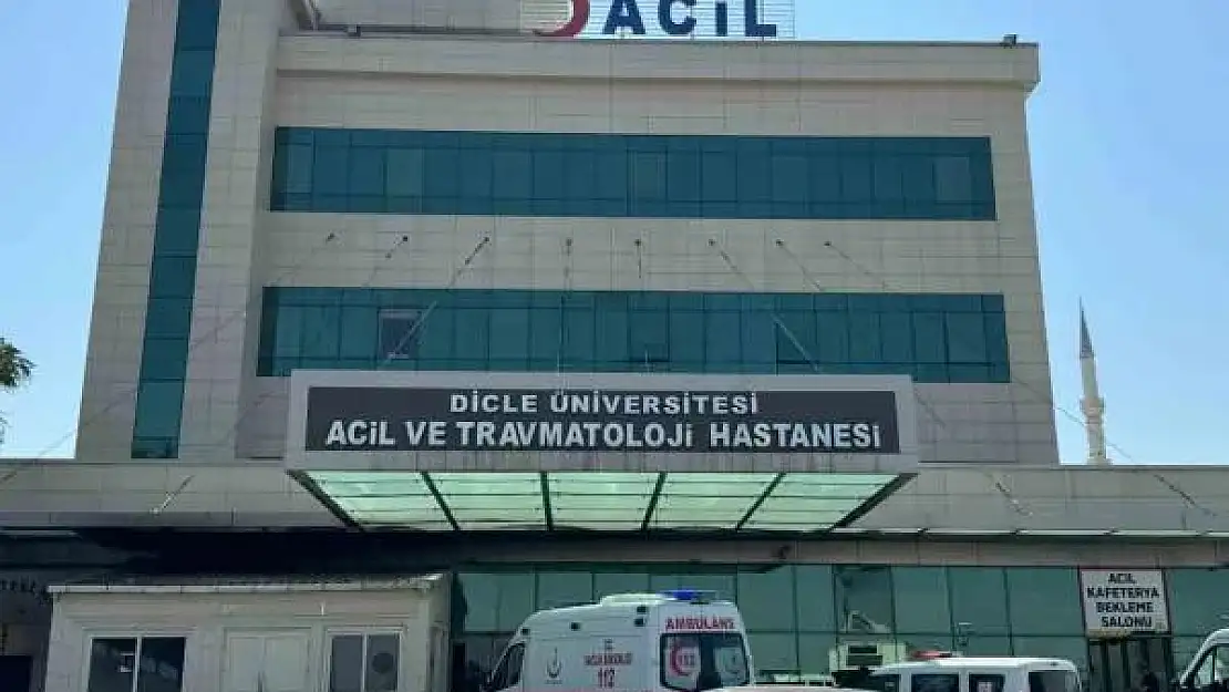 Dicle Üniversitesi Hastanesi'nde 74 kişi zehirlendi
