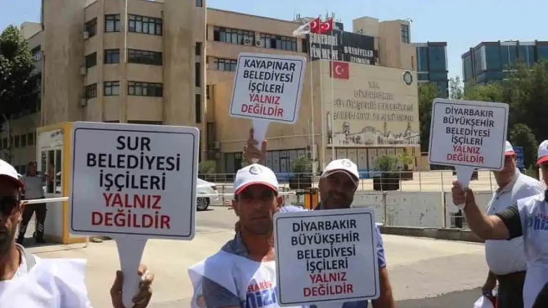 HAK-İŞ Genel Başkanı Arslan, DEM'li belediyelerin işten çıkardığı çalışanlarla bir araya geldi
