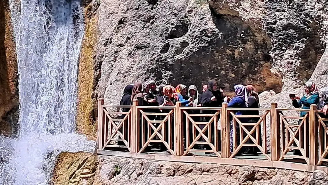 ADEM Kursiyerleri Darende'yi gezdi
