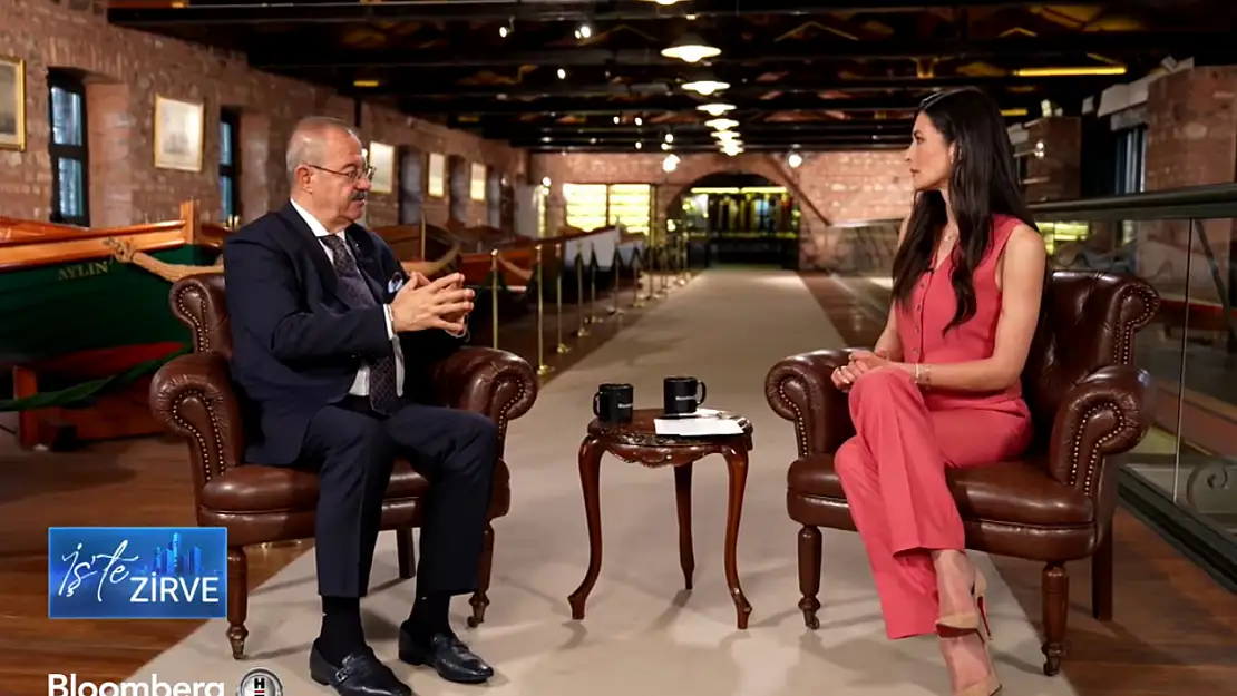 Adil Sani Konukoğlu tüm içtenliğiyle yaşama dair soruları yanıtladı