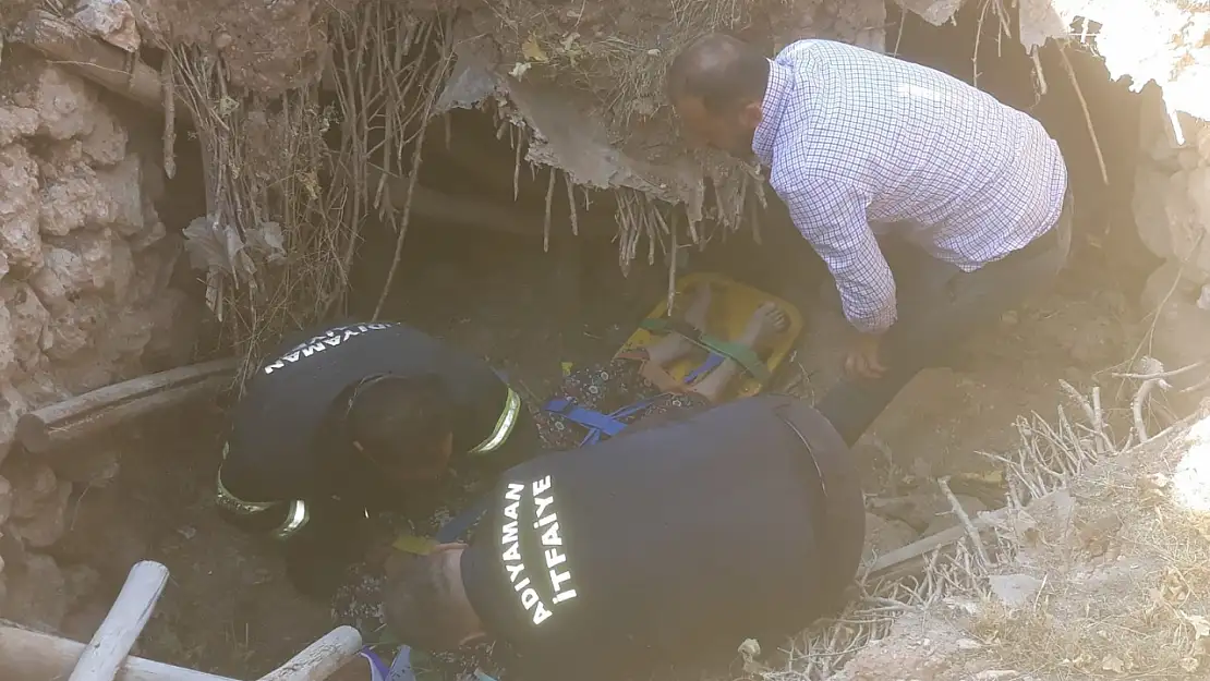 Adıyaman Belediyesi itfaiyesi yaşlı kadını göçükten kurtardı