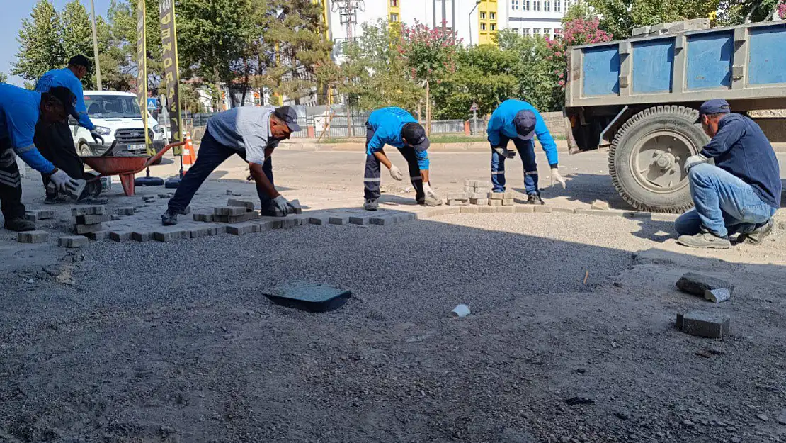 Adıyaman Belediyesi'nden Asfalt serimi öncesi yoğun mesai
