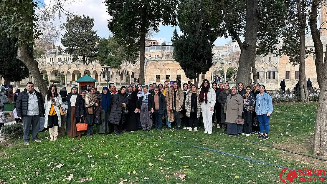 Adıyaman Belediyesi'nden depremzede kadınlara kültürel destek