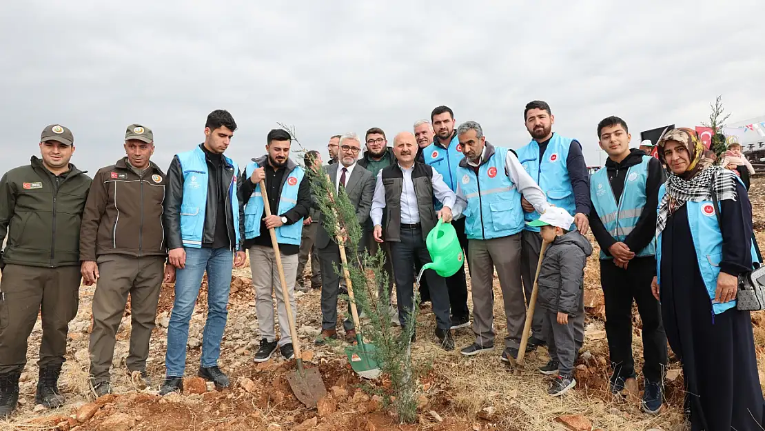 Adıyaman'da 11 Bin Fidan toprakla buluştu