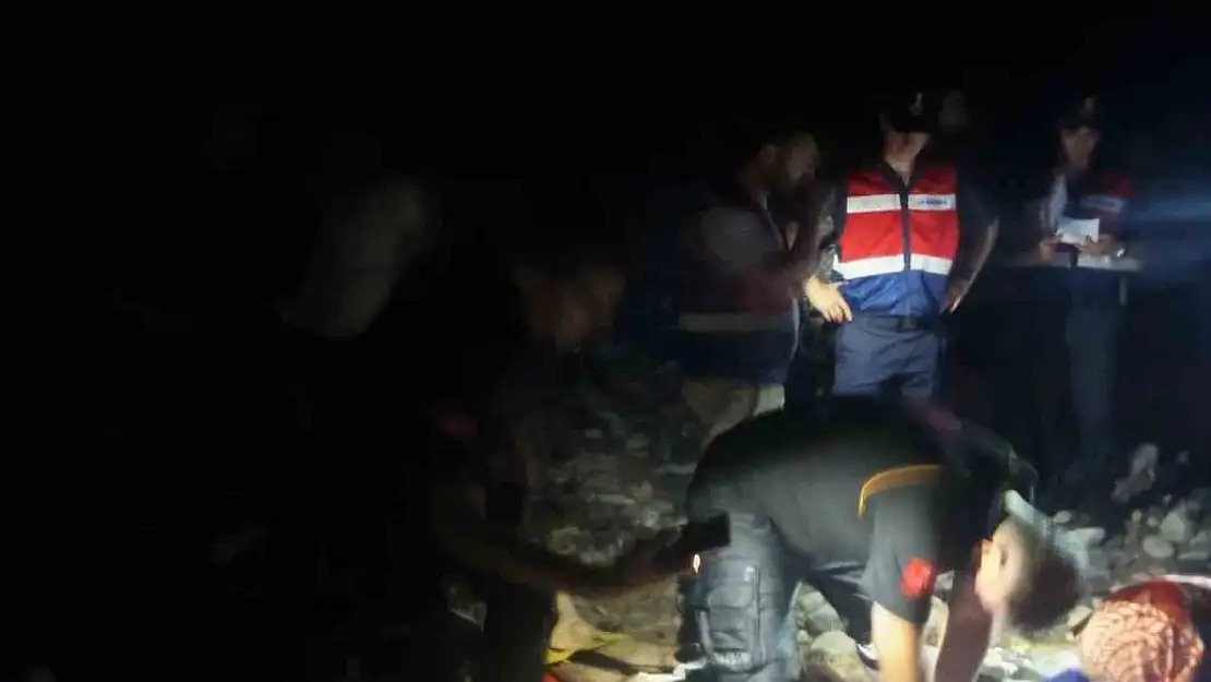 Adıyaman'da 21 yaşındaki genç serinlemek için girdiği derede boğuldu