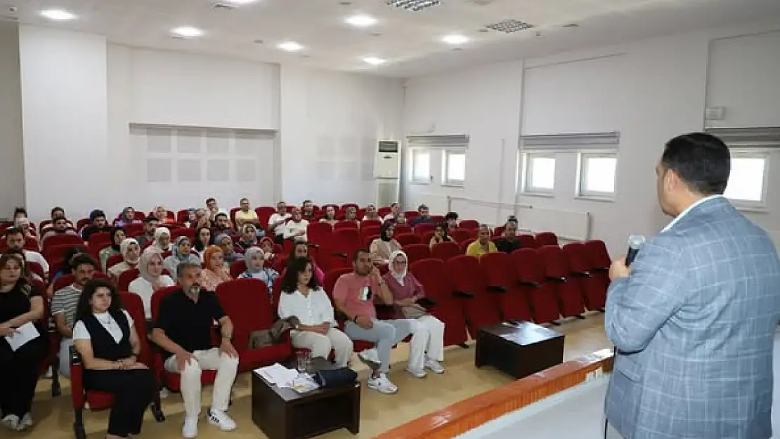 Adıyaman'da Akran Zorbalığı ve Siber Zorbalık konulu söyleşi gerçekleştirildi