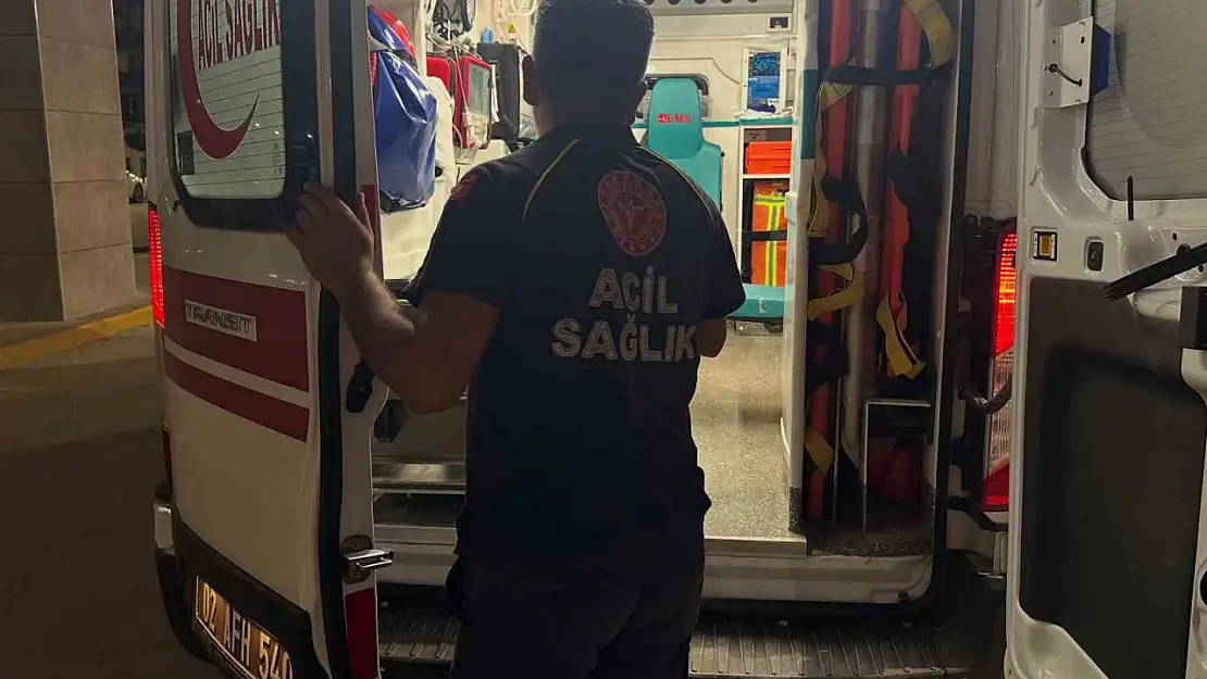 Adıyaman'da çapa motoru devrildi: 4 yaralı