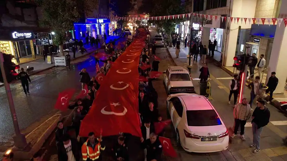 Adıyaman'da Cumhuriyet'in 101. yılı coşkusu